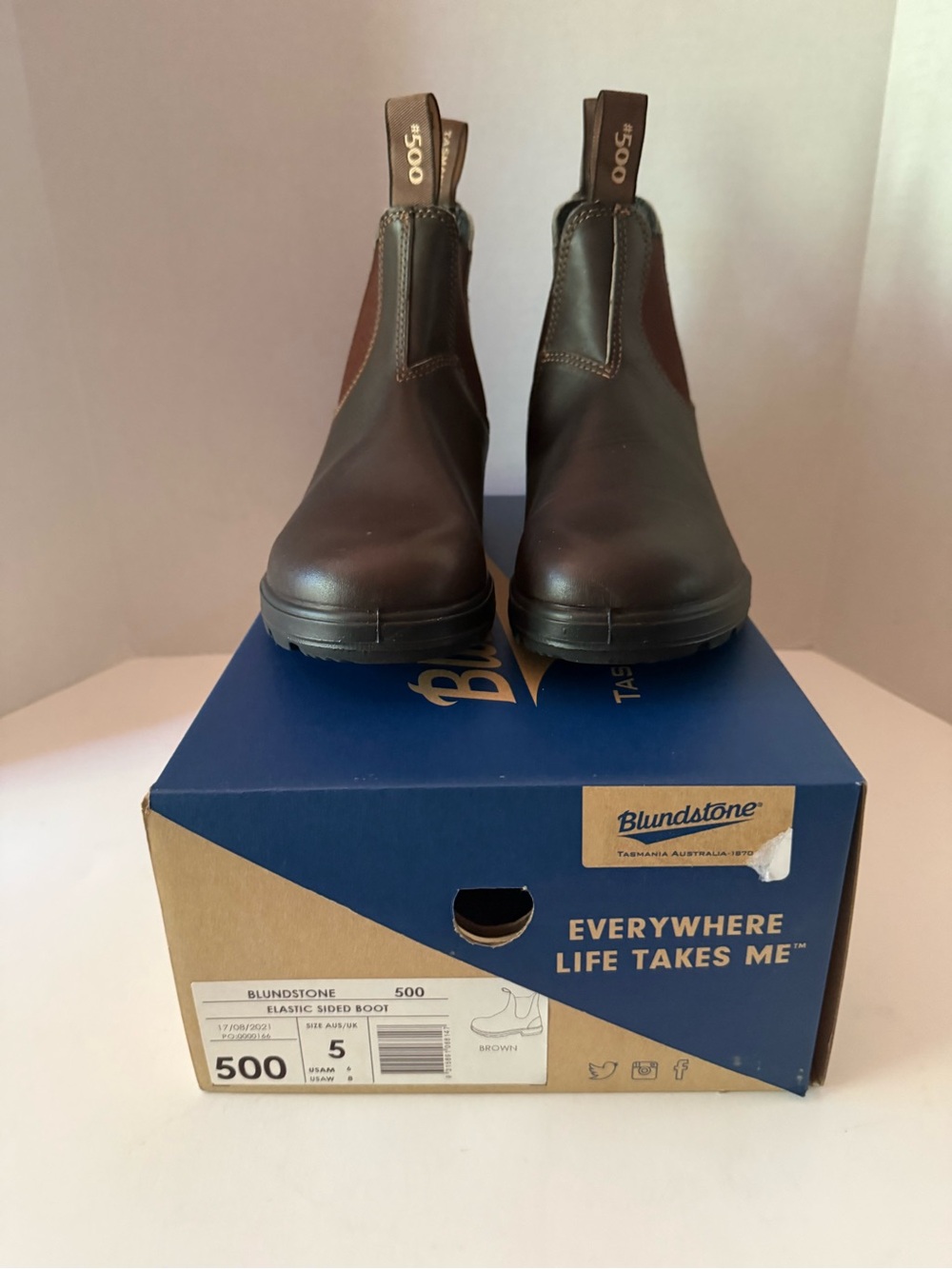 Blundstone Unisex Brown Leather Chelsea Boots US Men’s 6, US Women’s 8 NEW